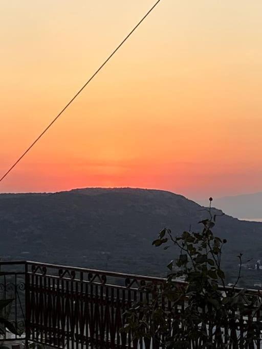 Villa Kamari- Stunning Views Κριτσά Εξωτερικό φωτογραφία
