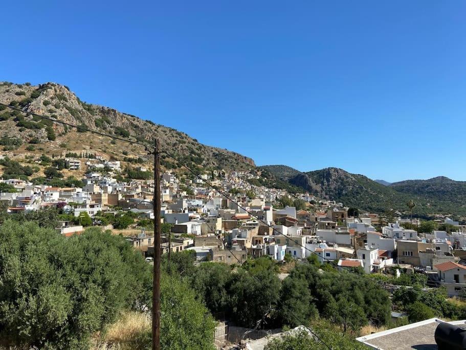 Villa Kamari- Stunning Views Κριτσά Εξωτερικό φωτογραφία